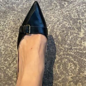 Boss Hugo Boss pointed toe black white kitten heels size 36.5 or 6.5
